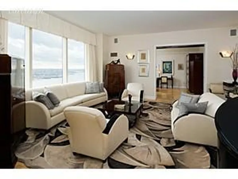 New York City Real Estate | View 845 United Nations Plaza, 37A | room 2 | View 3