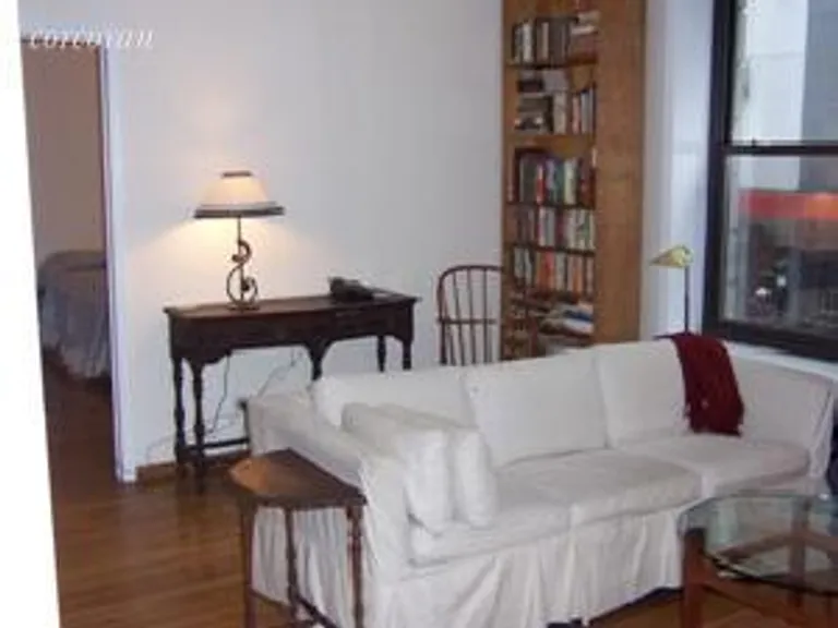 New York City Real Estate | View 255 West 95th Street, 2A | room 2 | View 3