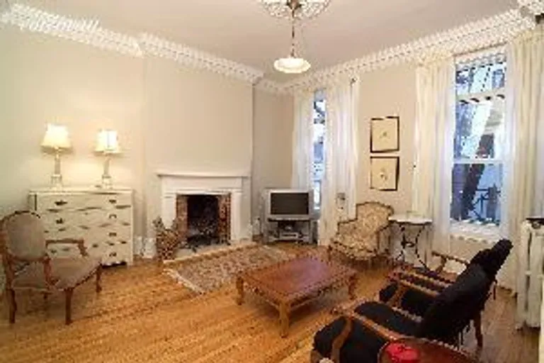 New York City Real Estate | View 217 Second Avenue, 3 | room 1 | View 2