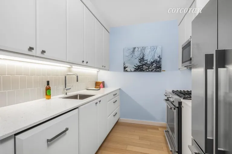 New York City Real Estate | View 70 East 96th Street, 7D | room 9 | View 10