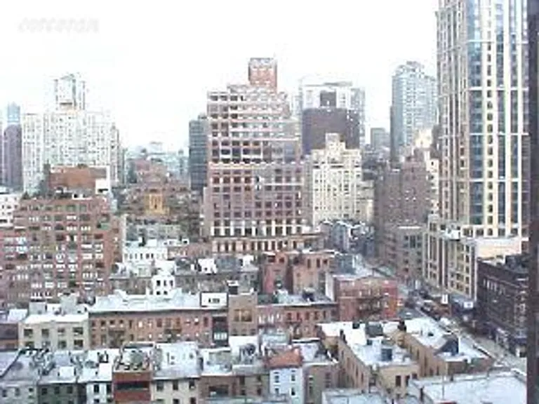 New York City Real Estate | View 100 United Nations Plaza, 19AB | room 1 | View 2