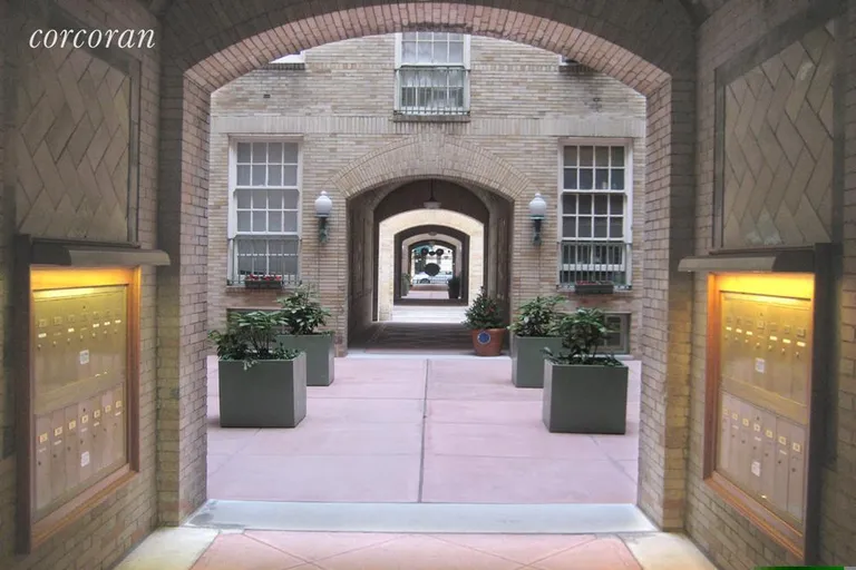 New York City Real Estate | View 509 East 77th Street, 4L | room 6 | View 7