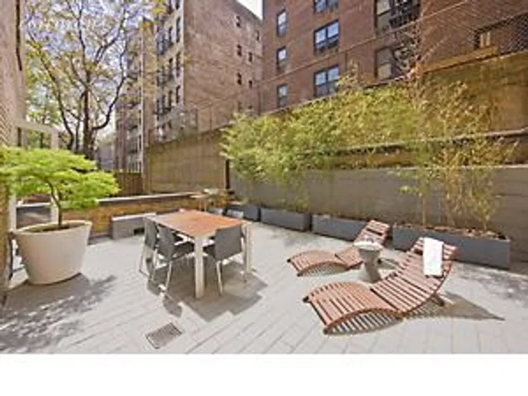 New York City Real Estate | View 200 East 16th Street, 1D | 1 Bed, 1 Bath | View 1