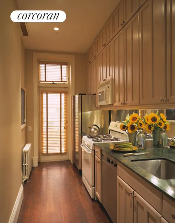 New York City Real Estate | View 116 East 91st Street, 1A | Kitchen | View 4