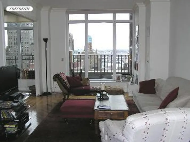 New York City Real Estate | View 351 East 51st Street, PH4A | room 10 | View 11
