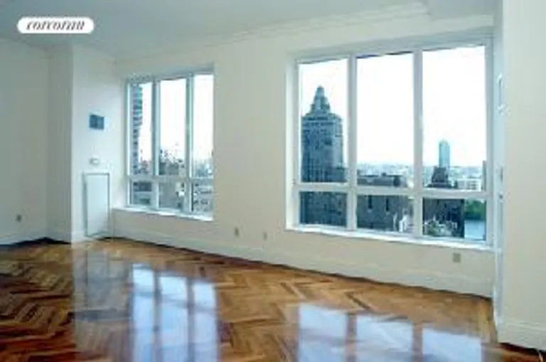 New York City Real Estate | View 351 East 51st Street, PH7A | room 3 | View 4
