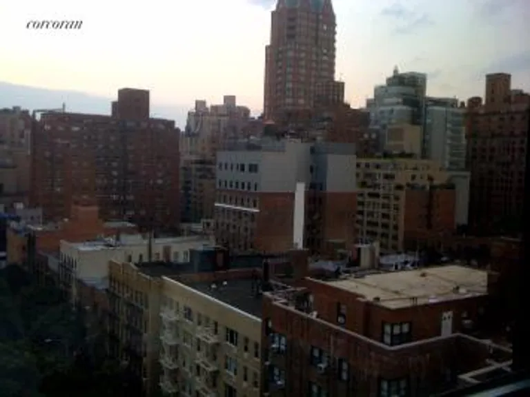 New York City Real Estate | View 240 East 76th Street, 15B | room 1 | View 2