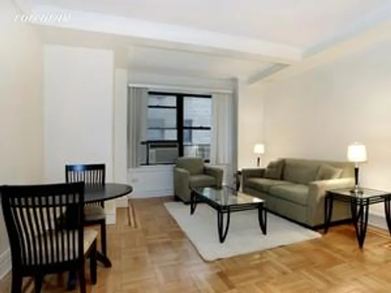 New York City Real Estate | View 545 West End Avenue, 3E | room 1 | View 2