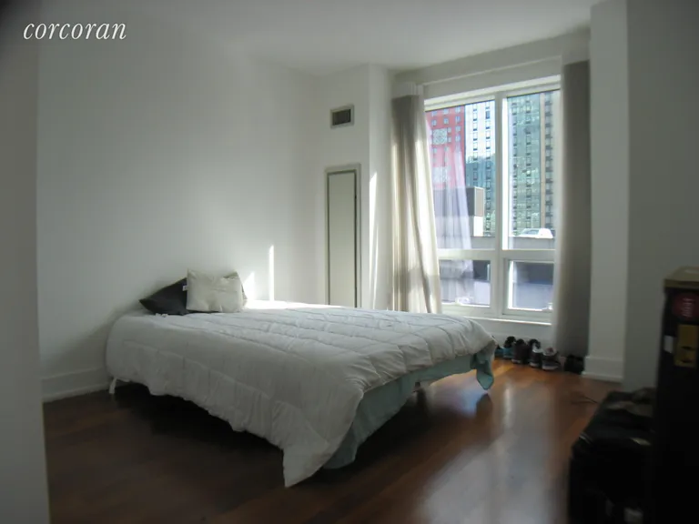 New York City Real Estate | View 350 West 42Nd Street, 10L | room 2 | View 3