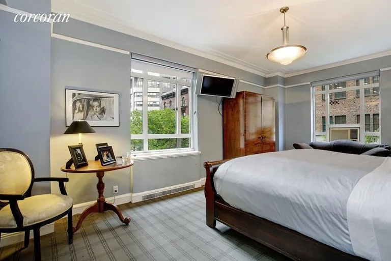 New York City Real Estate | View 25 Central Park West, 4Y | Master Bedroom | View 3