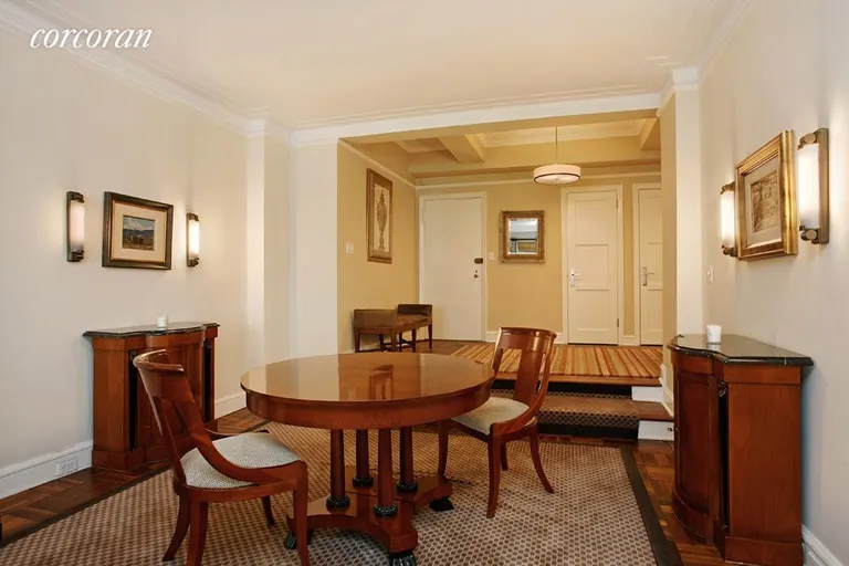 New York City Real Estate | View 25 Central Park West, 4Y | Dining Room/ Foyer | View 5