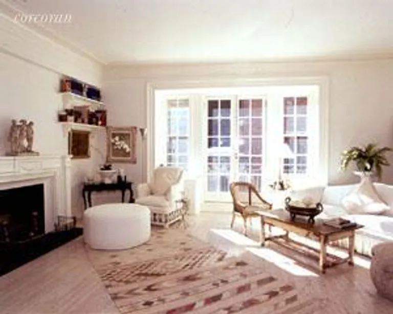 New York City Real Estate | View 41 Central Park West, 5C | 2 Beds, 2 Baths | View 1