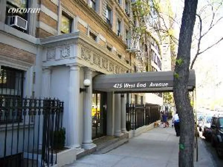 New York City Real Estate | View 425 West End Avenue, 5A | room 1 | View 2
