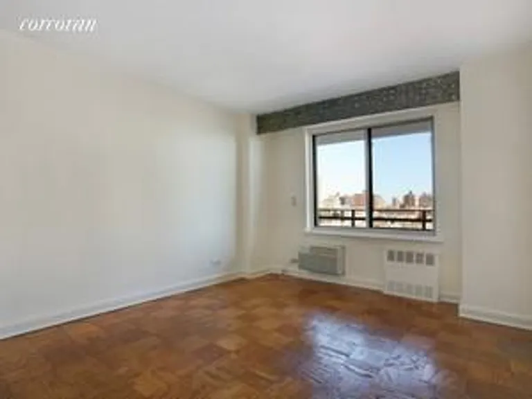 New York City Real Estate | View 400 Central Park West, 10J | room 2 | View 3