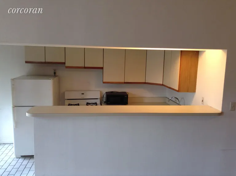 New York City Real Estate | View 180 5th Avenue, 6 | room 2 | View 3