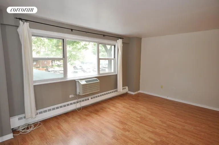New York City Real Estate | View 191 Willoughby Street, 2D | Panoramic Windows | View 3