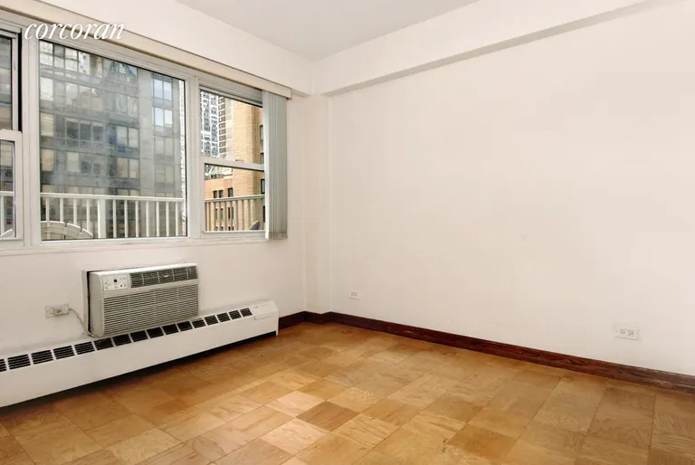 New York City Real Estate | View 153 East 57th Street, 16H | room 4 | View 5