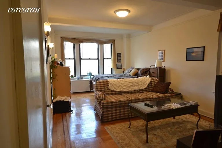 New York City Real Estate | View 201 West 77th Street, 15H | room 1 | View 2