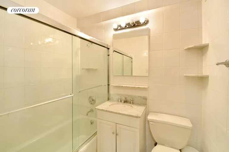 New York City Real Estate | View 201 East 77th Street, 6C | Bathroom | View 10