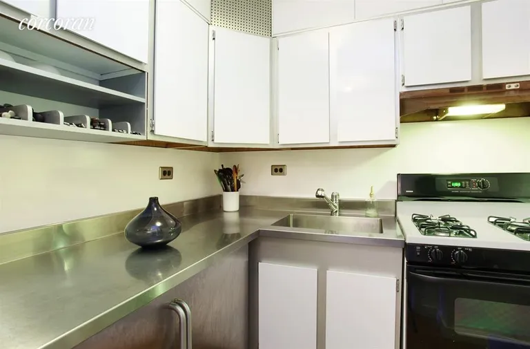 New York City Real Estate | View 185 Hall Street, 507 | Kitchen | View 2