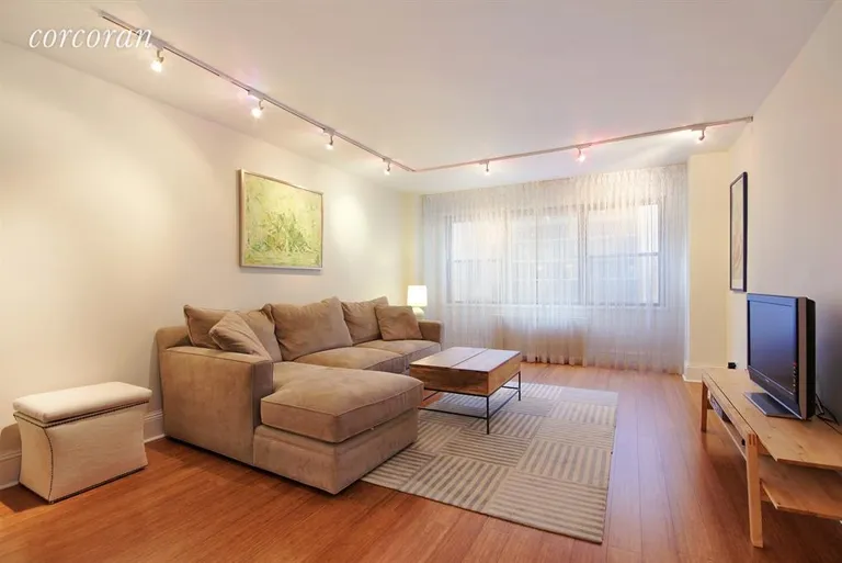 New York City Real Estate | View 10 West 15th Street, 611 | 1 Bed, 1 Bath | View 1