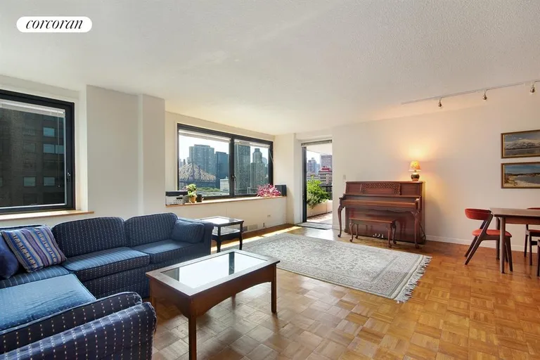 New York City Real Estate | View 531 Main Street, 1012 | 2 Beds, 2 Baths | View 1