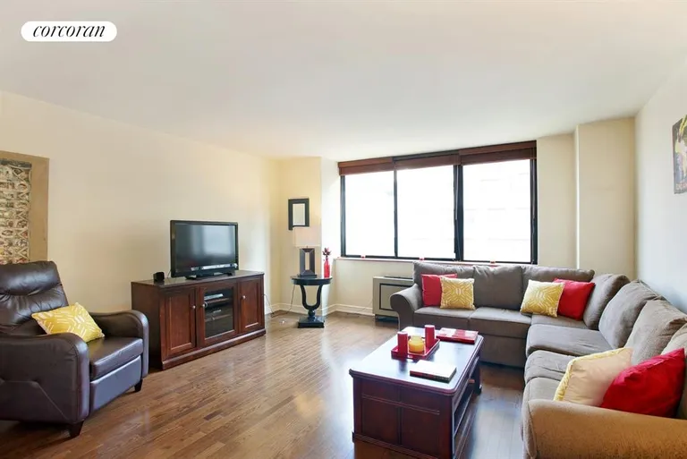 New York City Real Estate | View 330 East 75th Street, 9J | 1 Bed, 1 Bath | View 1