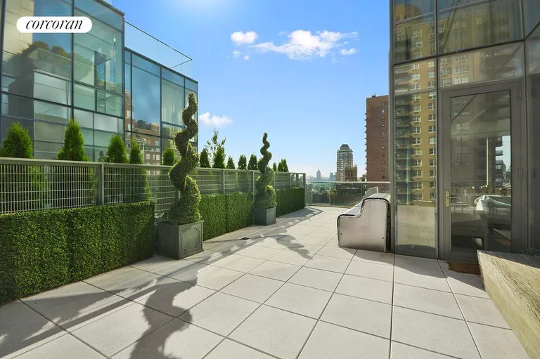 New York City Real Estate | View 151 East 85th Street, PHD | The Landscaped Terrrace | View 5