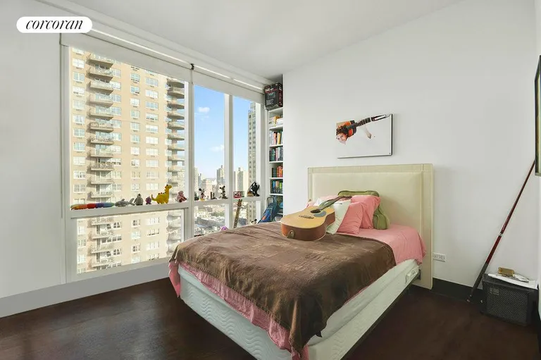 New York City Real Estate | View 151 East 85th Street, PHD | Bedroom | View 8