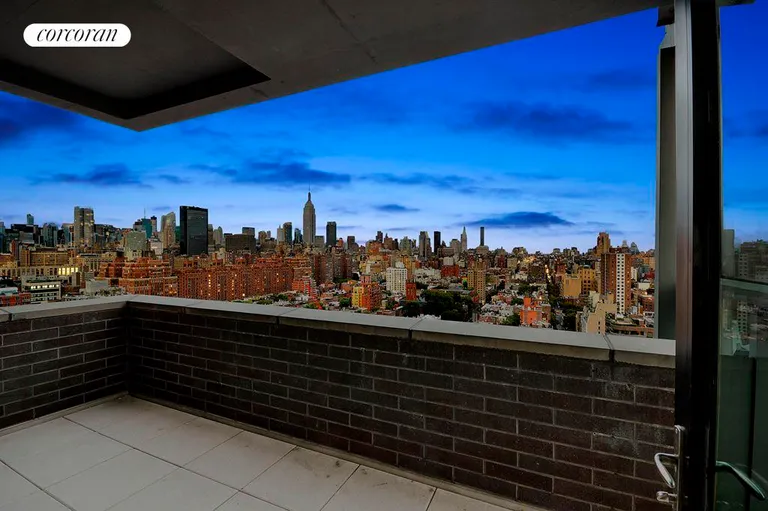 New York City Real Estate | View 100 Eleventh Avenue, PHB | room 7 | View 8