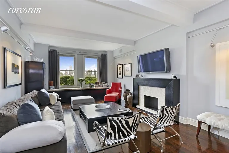 New York City Real Estate | View 65 Central Park West, 10E | Living Room | View 2