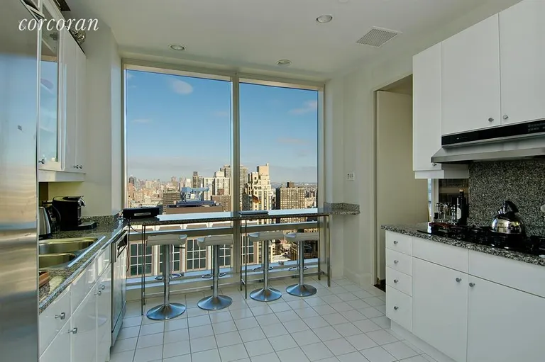 New York City Real Estate | View 845 United Nations Plaza, 40A | room 1 | View 2