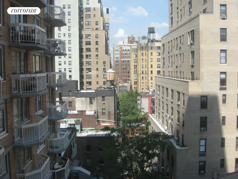 New York City Real Estate | View 201 West 72nd Street, 10J | room 4 | View 5
