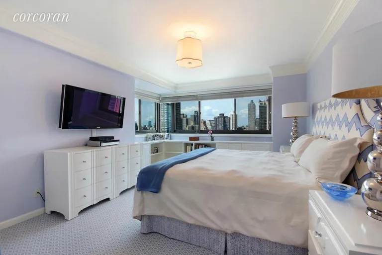 New York City Real Estate | View 1725 York Avenue, 29FG | Master Bedroom with walk in closet | View 5