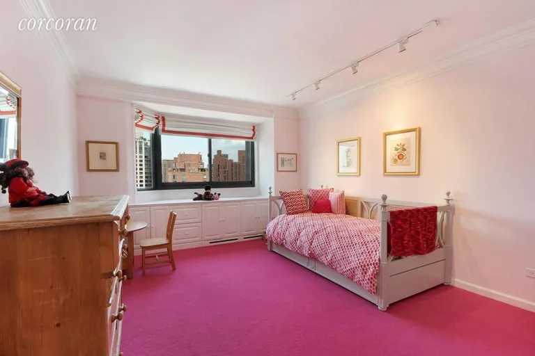 New York City Real Estate | View 1725 York Avenue, 29FG | Large Bedroom with western views | View 7