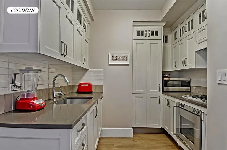 New York City Real Estate | View 27 West 72nd Street, 614 | Kitchen | View 3