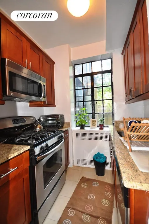 New York City Real Estate | View 25 Monroe Place, 1A | room 1 | View 2