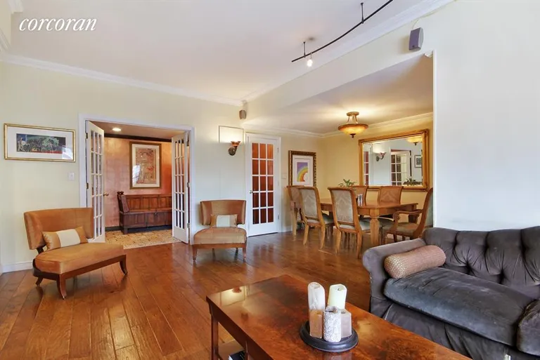 New York City Real Estate | View 405 East 63rd Street, 10K | Living Room / Dining Room | View 2