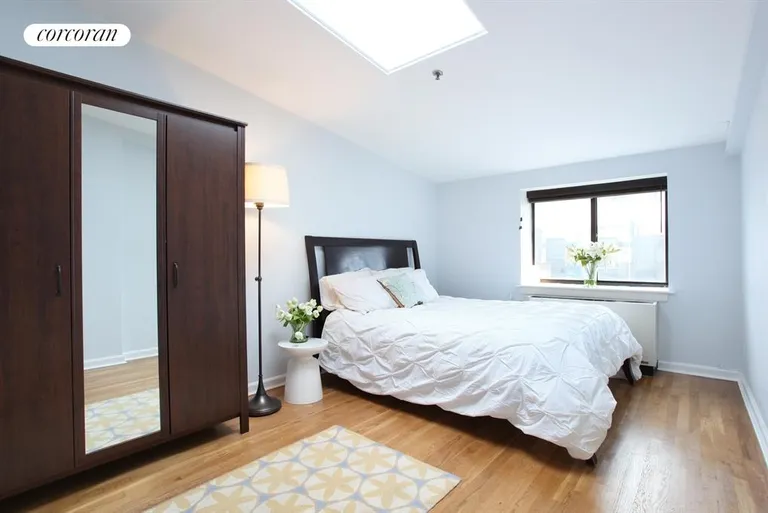 New York City Real Estate | View 121 Pacific Street, P3B | Master Bedroom w skylight has en suite bath | View 5