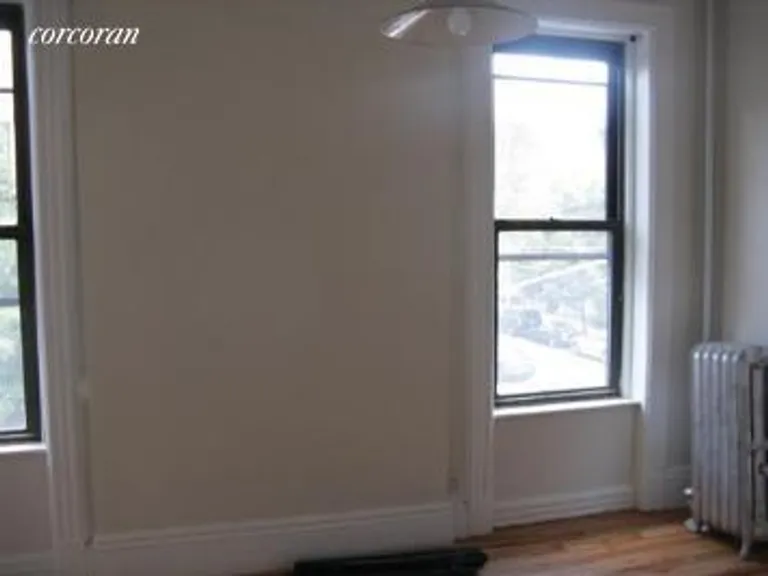 New York City Real Estate | View 272 6th Avenue, 2 A | room 2 | View 3