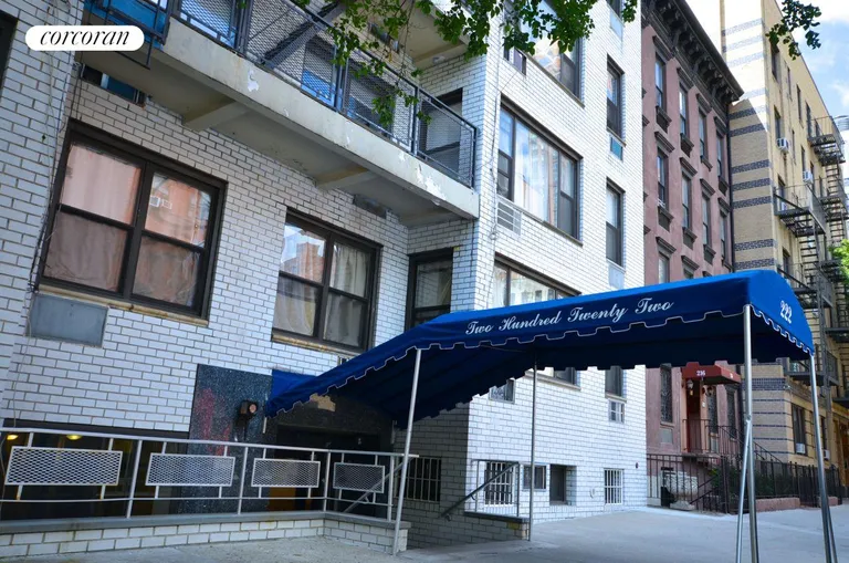 New York City Real Estate | View 222 East 75th Street, LE | The Building Entrance | View 6