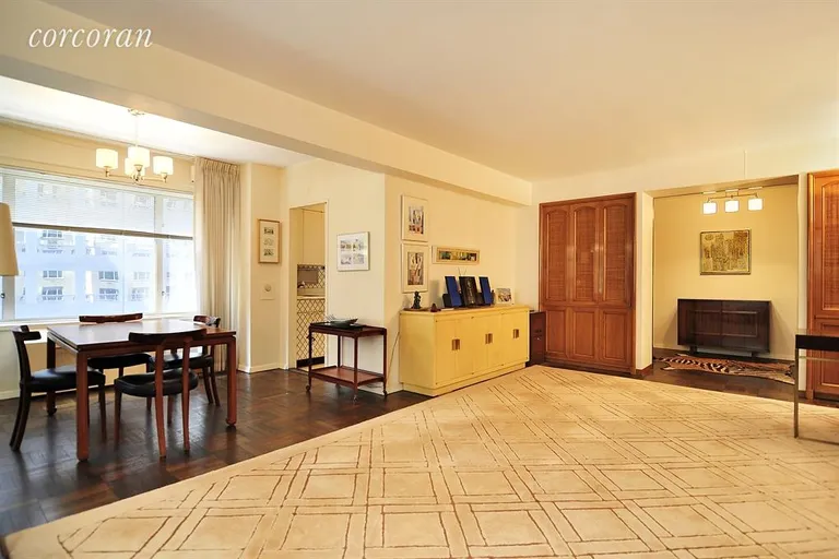 New York City Real Estate | View 200 East 57th Street, 8J | 1 Bed, 1 Bath | View 1