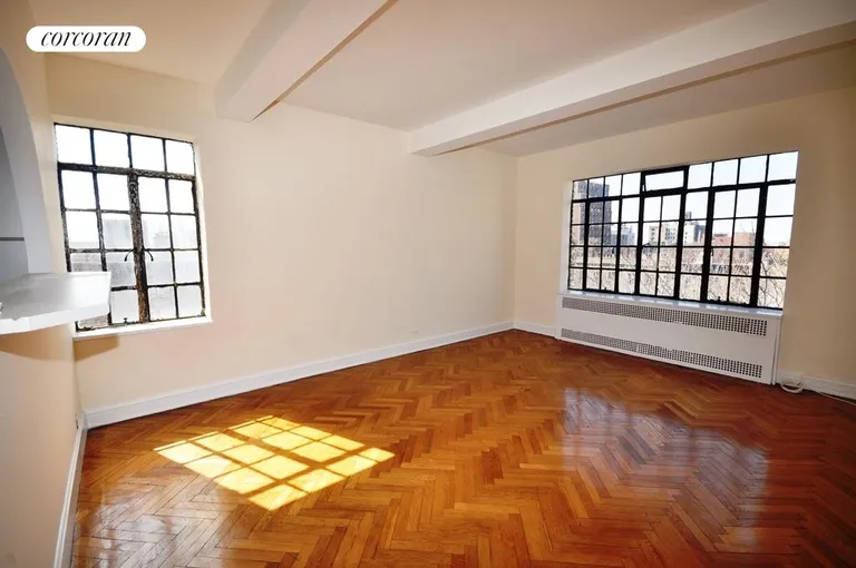 New York City Real Estate | View 25 Monroe Place, 2D | 1 Bed, 1 Bath | View 1