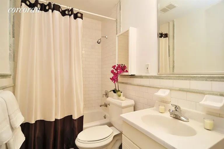 New York City Real Estate | View 236 South 1st Street, 3c | Master Bathroom | View 4