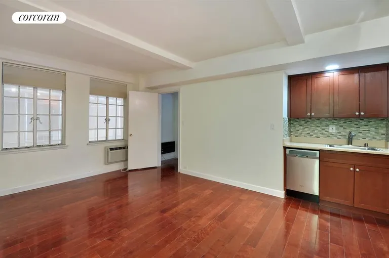 New York City Real Estate | View 333 East 43rd Street, 106 | 1 Bed, 1 Bath | View 1