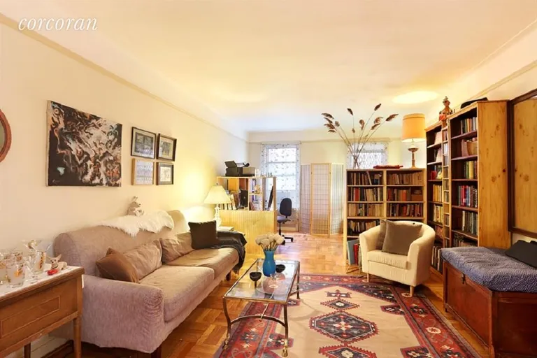 New York City Real Estate | View 81 Ocean Parkway, 4E | room 1 | View 2