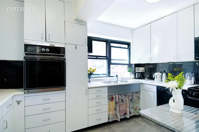 New York City Real Estate | View 181 East 73rd Street, 15BC | Kitchen | View 2