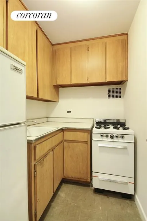 New York City Real Estate | View 205 East 77th Street, 3C | Kitchen | View 3