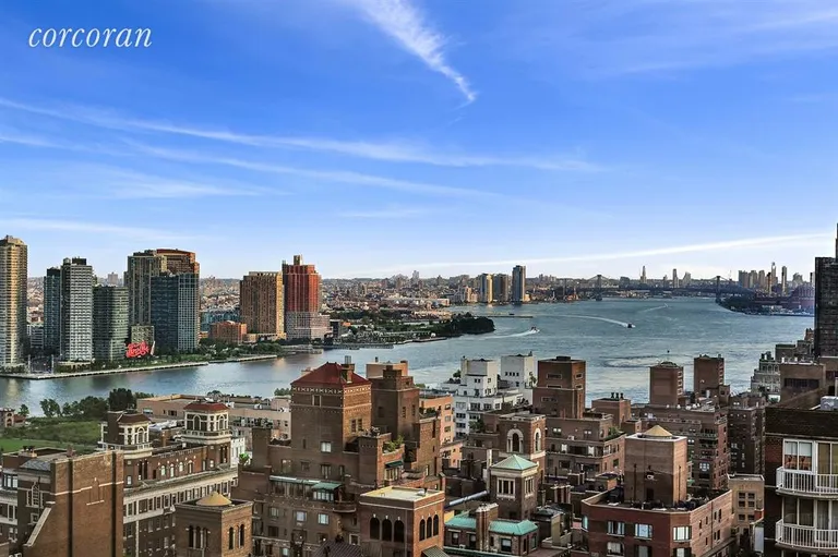 New York City Real Estate | View 418 East 59th Street, 30B | South Views | View 2