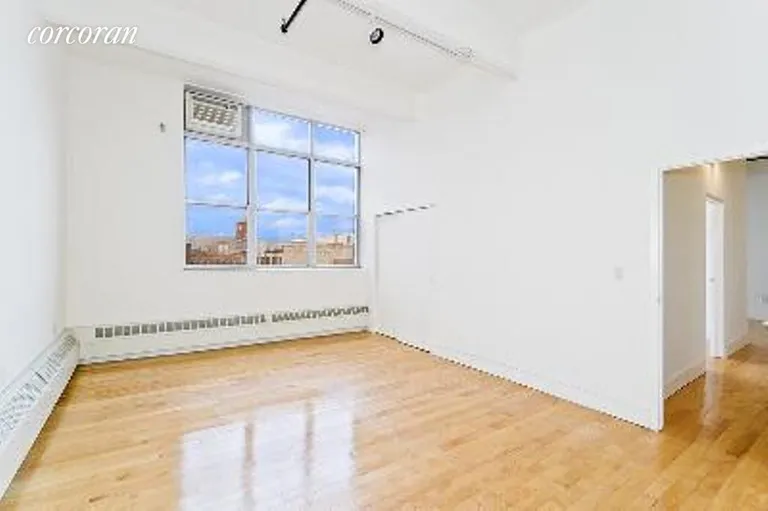New York City Real Estate | View 970 Kent Avenue, 412 | room 1 | View 2